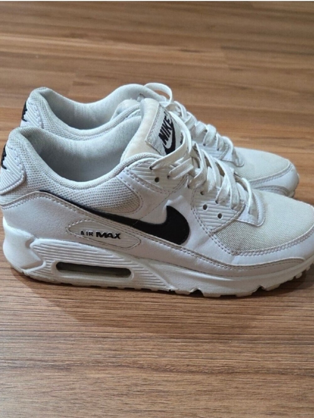 Nike White and Black Air Max 90 Low-Top Sneakers White 8.5 - Picture 4 of 6